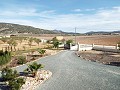 Villa moderna de 3 dormitorios a pie de la ciudad con casas de huéspedes in Daft on Spain 