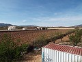 Villa moderna de 3 dormitorios a pie de la ciudad con casas de huéspedes in Daft on Spain 