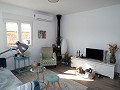 Villa moderna de 3 dormitorios a pie de la ciudad con casas de huéspedes in Daft on Spain 