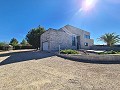 Atemberaubende 5-Bett-Villa mit Pool in Daft on Spain 