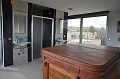 Atemberaubende 5-Bett-Villa mit Pool in Daft on Spain 