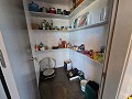 Atemberaubende 5-Bett-Villa mit Pool in Daft on Spain 