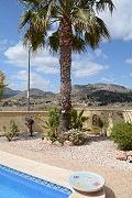 Belle villa de 5 chambres et 2 salles de bains avec piscine à La Romana in Daft on Spain 