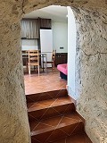 Magnífica casa cueva totalmente reformada con piscina en el Valle de Hondon in Daft on Spain 