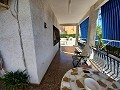 Villa in der Stadt Salinas auf einem städtischen Grundstück von 582 m2 in Daft on Spain 