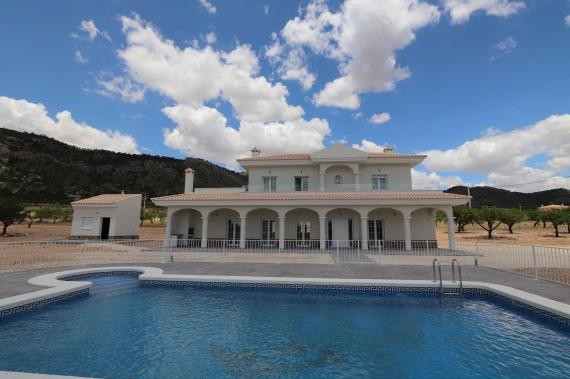 Villas de nouvelle construction à Alicante, 4 chambres, 4 salles de bain