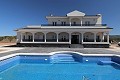 Schöne neue Villa zum Verkauf in Pinoso in Daft on Spain 