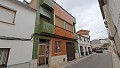 Herenhuis met apart appartement in Ayora in Daft on Spain 