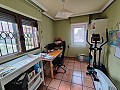 Town House with a garden and garage in Pinoso in Daft on Spain 