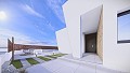 Contemporary 3 bed villas with swimming pool, large solarium and parking in Daft on Spain 