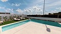 Elegante villa de 3 dormitorios y 4 baños con piscina privada, a 750 m de la playa in Daft on Spain 