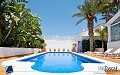 Villa élégante de 5 chambres avec piscine privée, à 5 minutes de la plage in Daft on Spain 