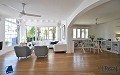 Villa élégante de 5 chambres avec piscine privée, à 5 minutes de la plage in Daft on Spain 