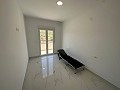Luxuriöse neue Villa mit Pool und Grundstück in Daft on Spain 