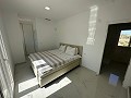 Luxuriöse neue Villa mit Pool und Grundstück in Daft on Spain 