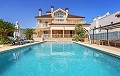 Belle Villa spacieuse à 100M de la mer 5 Chambres- 4 Salles de bain in Daft on Spain 