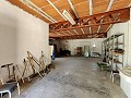 Zwei Immobilien auf einem Grundstück in Crevillente in Daft on Spain 