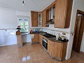 Zwei Immobilien auf einem Grundstück in Crevillente in Daft on Spain 