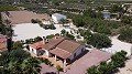 Zwei Immobilien auf einem Grundstück in Crevillente in Daft on Spain 
