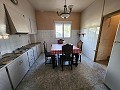 Large 6 Bed 2 Bath Townhouse in Daft on Spain 