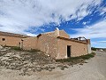 Large historic house and bodega en Pinoso in Daft on Spain 