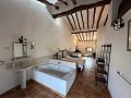 Riesiges Landhaus mit 6 Schlafzimmern in Ubeda in Daft on Spain 