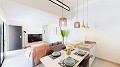 Luxuriöse 3-Schlafzimmer-Villa mit Pool in der Nähe von Golfplatz, Flughafen und internationaler Schule in Daft on Spain 
