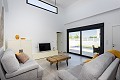 Villa moderna de 3 dormitorios con piscina y estacionamiento in Daft on Spain 