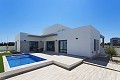 Villa moderna de 3 dormitorios con piscina y estacionamiento in Daft on Spain 