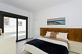 Villa moderna de 3 dormitorios con piscina y estacionamiento in Daft on Spain 