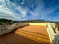 Incroyable villa avec piscine à Pinoso in Daft on Spain 