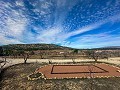 Incroyable villa avec piscine à Pinoso in Daft on Spain 