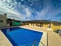 Incroyable villa avec piscine à Pinoso in Daft on Spain 