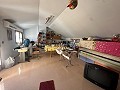 Immense villa à Petrer avec 4 étages in Daft on Spain 
