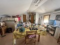 Immense villa à Petrer avec 4 étages in Daft on Spain 
