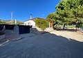 Villa met 3 slaapkamers en 1 badkamer op geweldige locatie met zwembad en gastenverblijf met 2 verdiepingen in Sax in Daft on Spain 