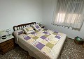 Villa met 3 slaapkamers en 1 badkamer op geweldige locatie met zwembad en gastenverblijf met 2 verdiepingen in Sax in Daft on Spain 