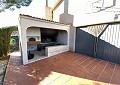 Villa met 3 slaapkamers en 1 badkamer op geweldige locatie met zwembad en gastenverblijf met 2 verdiepingen in Sax in Daft on Spain 