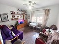 Spacious villa with 7 bedrooms and pool in Onil in Daft on Spain 