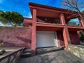 Spacious villa with 7 bedrooms and pool in Onil in Daft on Spain 
