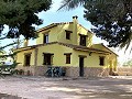 Villa con 3 Dormitorios y 2 Baños Paseo al pueblo en Novelda in Daft on Spain 