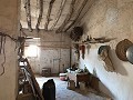 Groot herenhuis met binnenplaats en garage in Daft on Spain 