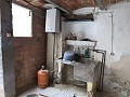 Groot herenhuis met binnenplaats en garage in Daft on Spain 