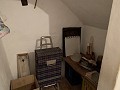 Groot herenhuis met binnenplaats en garage in Daft on Spain 