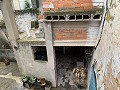 Groot herenhuis met binnenplaats en garage in Daft on Spain 