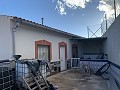 Villa Walk to Town con 3 dormitorios y espacio para piscina in Daft on Spain 