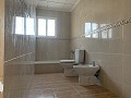 Villa Walk to Town con 3 dormitorios y espacio para piscina in Daft on Spain 