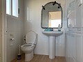 Villa Walk to Town con 3 dormitorios y espacio para piscina in Daft on Spain 
