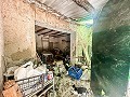 Geräumiges Landhaus mit 8 Zimmern zum Renovieren in Yecla in Daft on Spain 