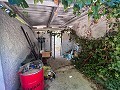Geräumiges Landhaus mit 8 Zimmern zum Renovieren in Yecla in Daft on Spain 